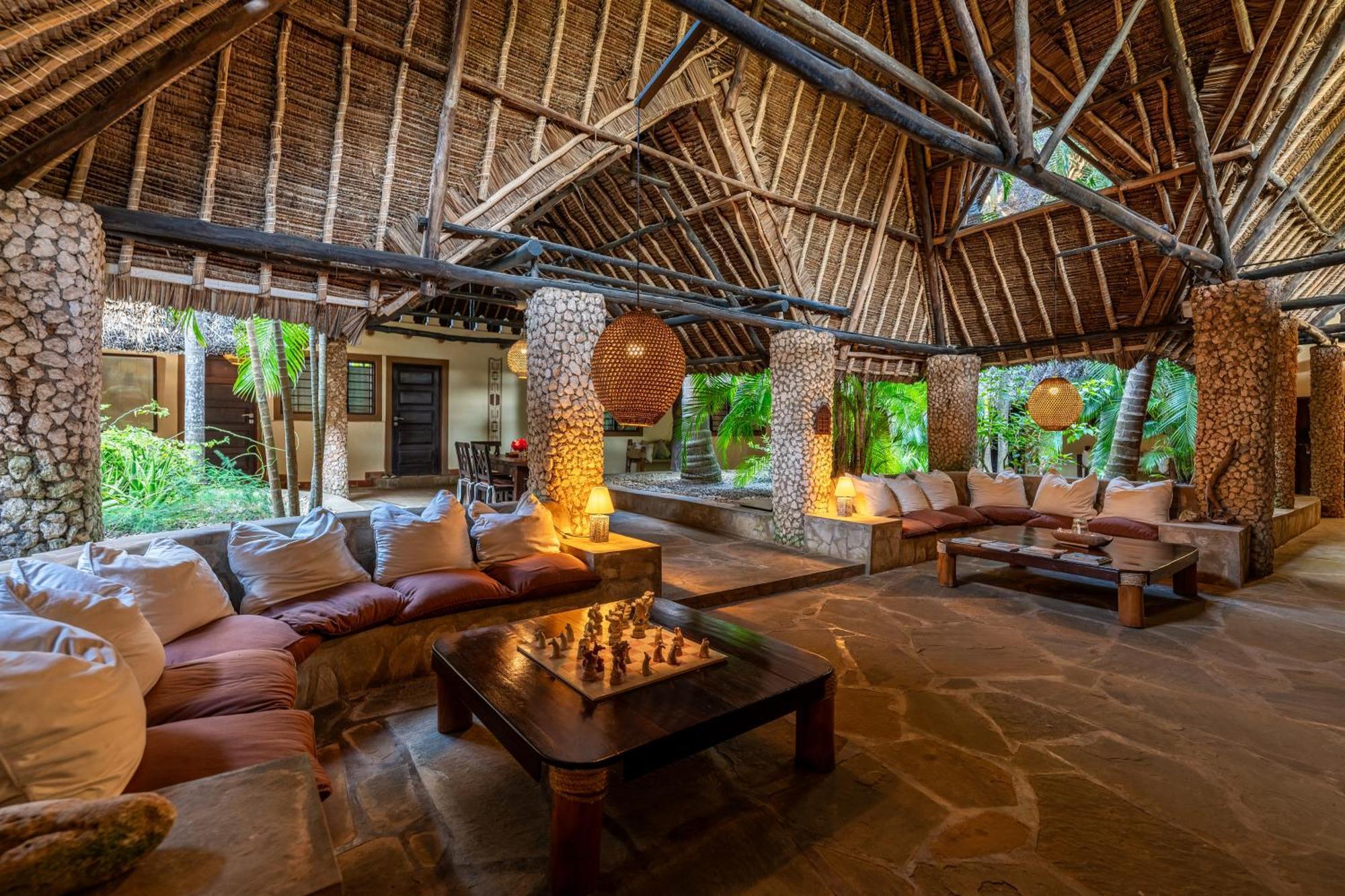 Diani Marine Divers Village Diani Beach Exterior foto