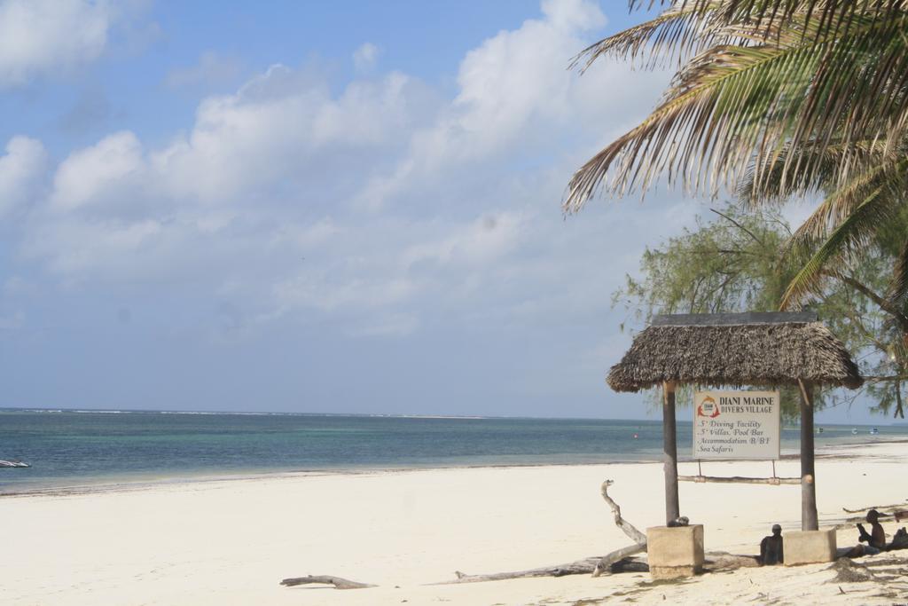 Diani Marine Divers Village Diani Beach Exterior foto